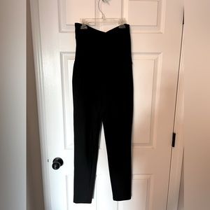 A glow maternity pants medium